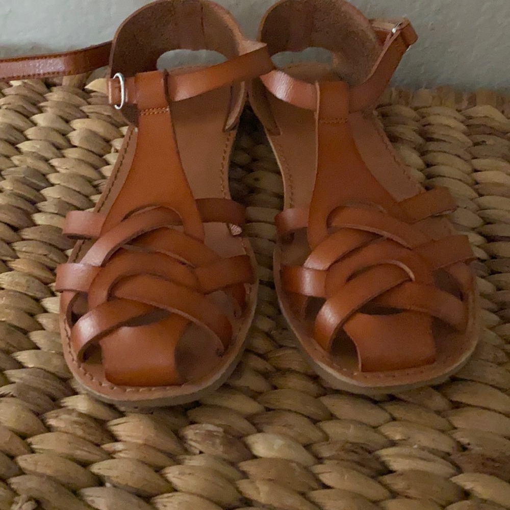 Kids sandals